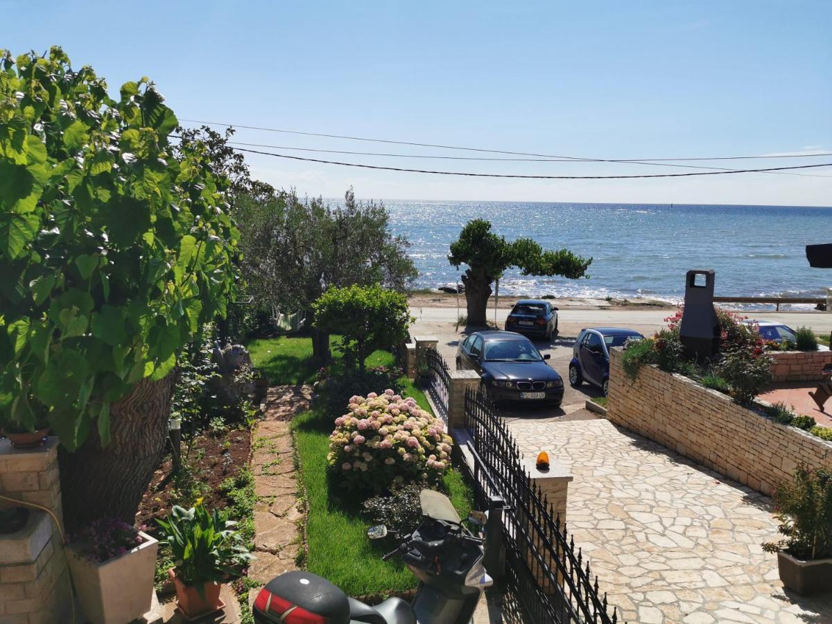 Romantic Apartment For Two On The Sea Zambratija  Exterior photo