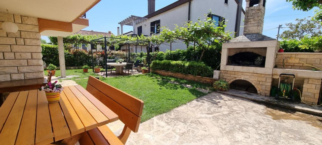 Romantic Apartment For Two On The Sea Zambratija  Exterior photo